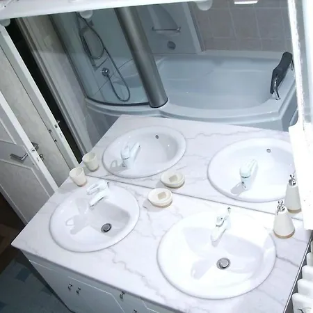 Meuble De Tourisme Familial Bord De