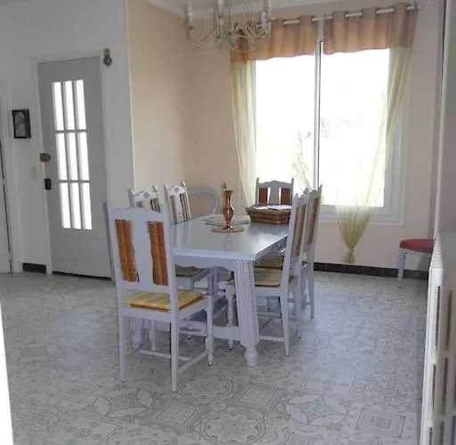 Meuble De Tourisme Familial Bord De Feriehus *