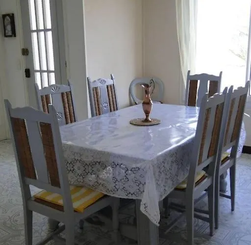 Meuble De Tourisme Familial Bord De Feriehus *