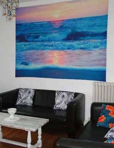 Meuble De Tourisme Familial Bord De