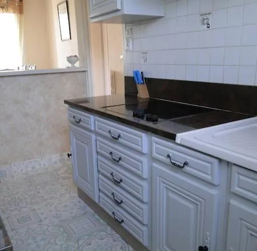 Feriehus Meuble De Tourisme Familial Bord De Saint-Laurent-sur-Mer